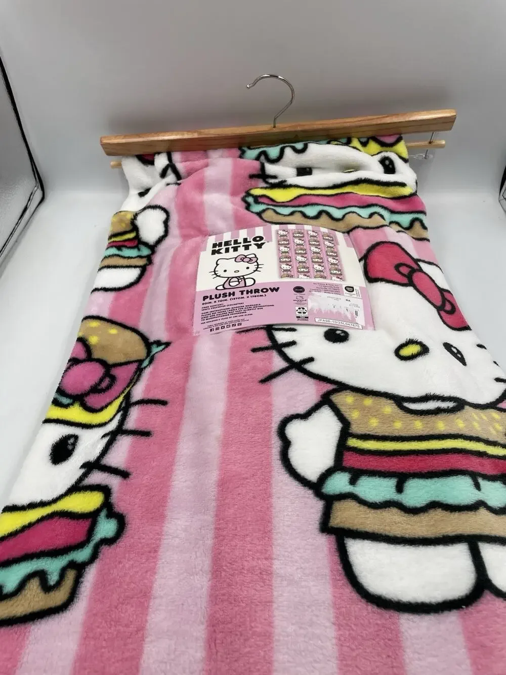 Hello Kitty Pink Striped Hamburger Plush Throw 50x70 Viral NWT